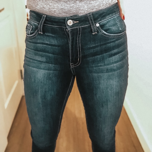 Noelle High Rise Distressed Ankle Skinnies - Picture 4 of 5